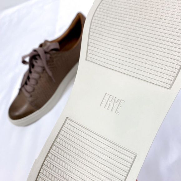 FRYE Ivy Low Lace Leather Embossed Sneakers - Picture 15 of 16
